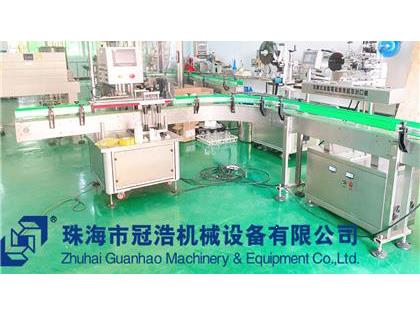 旋蓋機，鋁箔封口機，貼標機，噴碼機，整套生產(chǎn)線已完成生產(chǎn)送貨至客戶公司